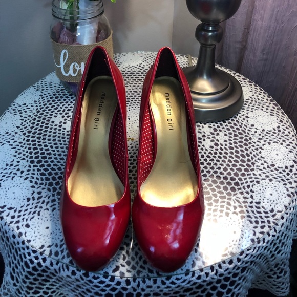 Steve Madden red size ten pumps - Picture 4 of 4